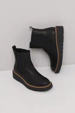 Boots Abril