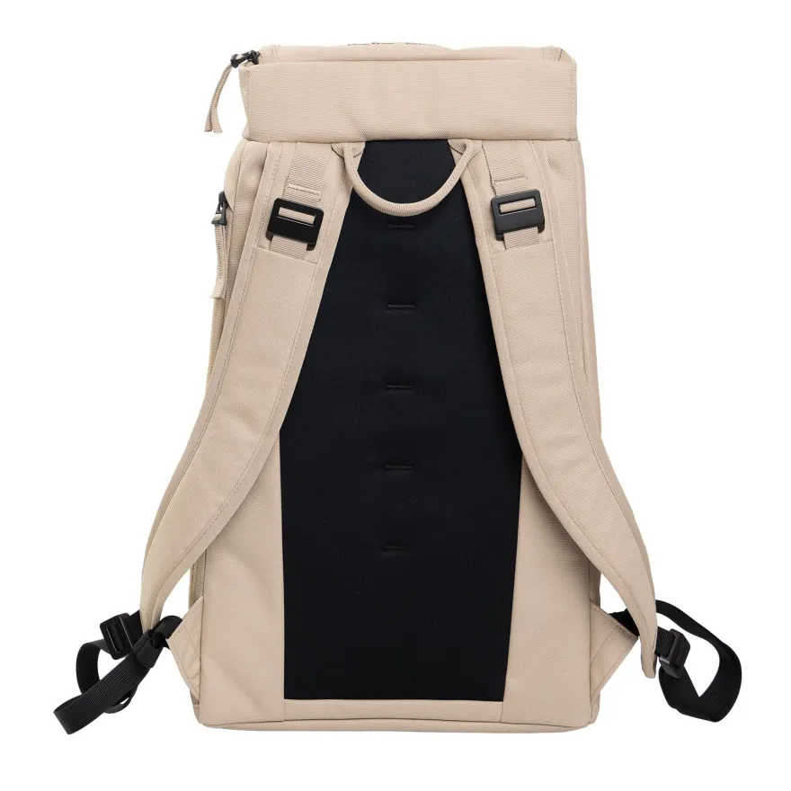 DB Hugger Backpack 25L