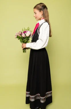 Festdrakt Berit