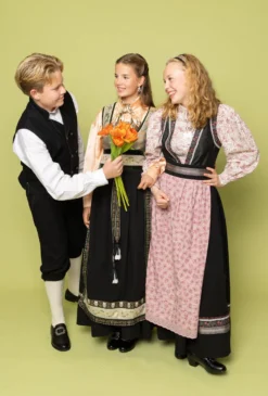 Festdrakt Berit
