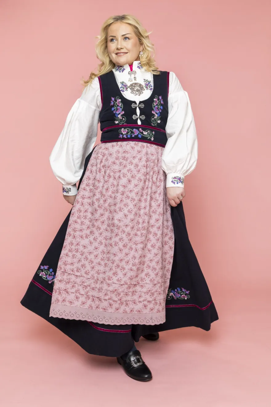 Festdrakt Isabell