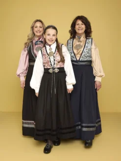 Festdrakt Åse