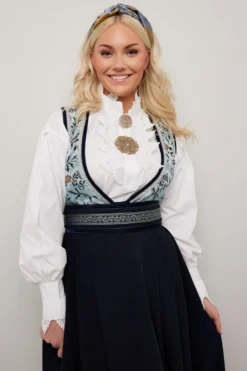 Festdrakt Åse