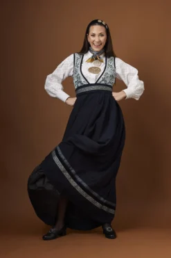 Festdrakt Åse