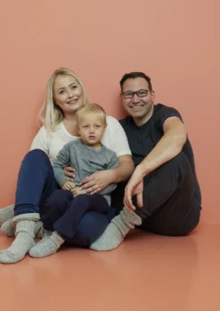 Flora T-skjorte i merinoull med blondekant