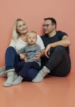 Flora T-skjorte i merinoull med blondekant