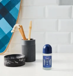 For Men Cool Kick Deo Roll On