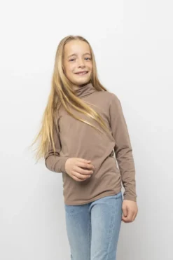 Genser høy hals