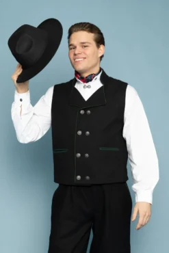 Håkon Hatt - herrebunad