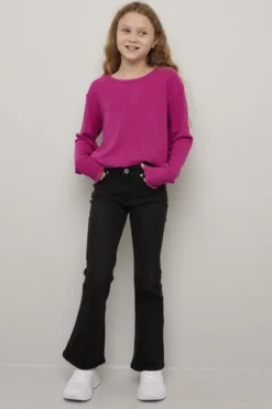 Jeans utsvinget med lavt liv Lina