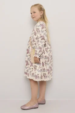 Kjole blomster med blondekant