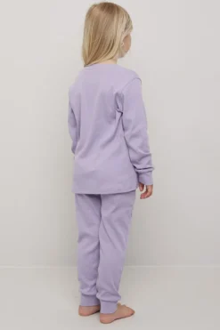 Pyjamas ribbestrikket