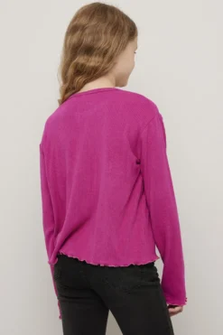 Ribbestrikket genser cropped Mira
