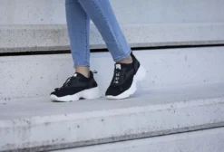 Sanna sneaker