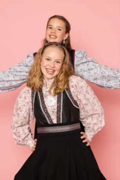 Skjorte festdrakt Nora