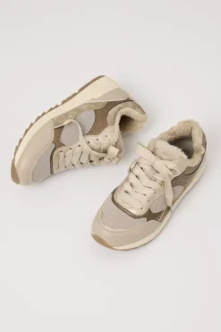 Sneaker med fôr Kira