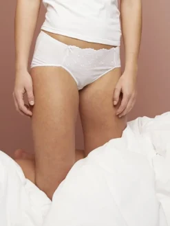 Truser med broderi 2 pk