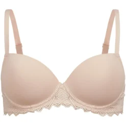 Vattert BH med spiler og blonde